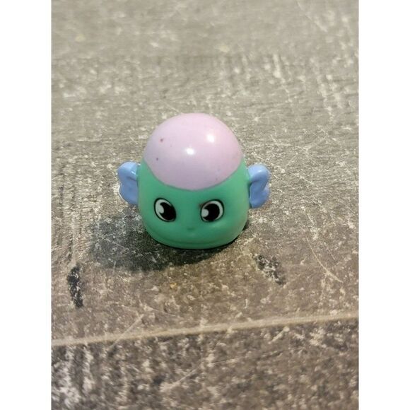Shopkins moose pink blue butterfly bug toy figure - Picture 1 of 3
